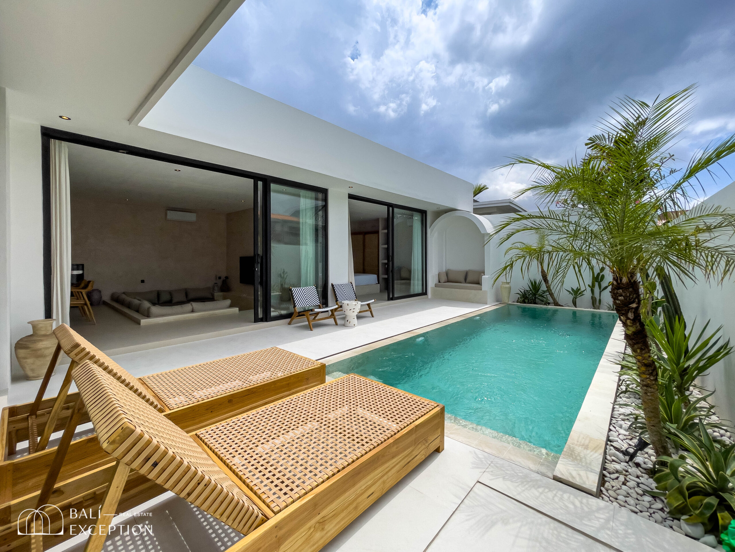 MODERN DESIGN 2 BEDROOM READY VILLA FOR SALE LEASEHOLD IN CANGGU BE-1848 